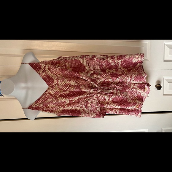 DESIGNED BY LAVENDER BROWN!!!Fabulous Cond ROMPER - Picture 5 of 5